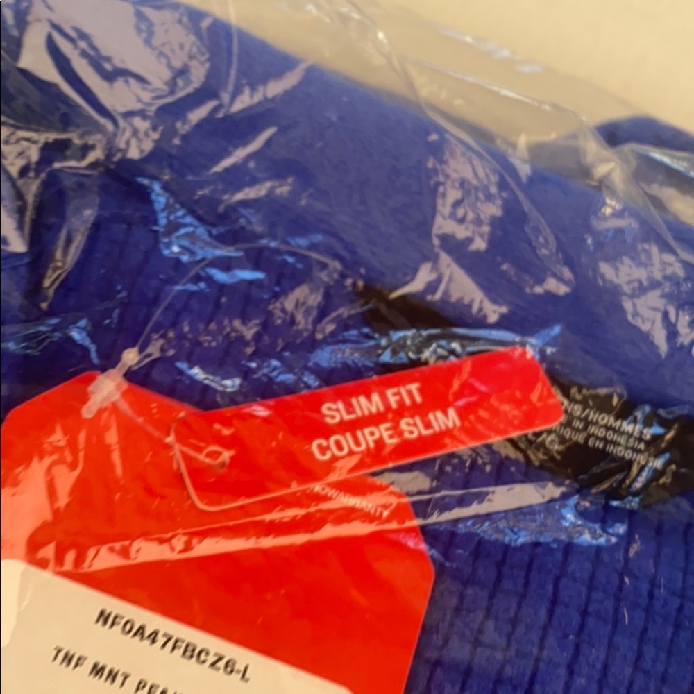 NEW The North Face Mountain Peaks 1/4 Zip Fleece - Picture 9 of 9